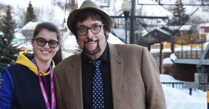 Stephen Bishop And Liz Kamlet Have A 40-Year Age Difference